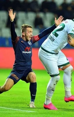 Tekmelikteki F.Bahçe arması olay oldu!