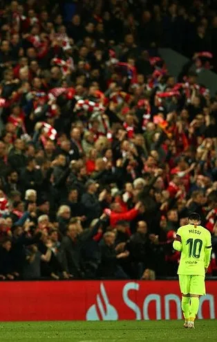 Barcelona dağılıyor mu? 10 oyuncunun bileti kesildi