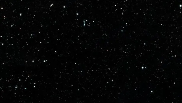 Hubble Uzay Teleskobu'nun gözlemlerini bir araya getiren bilim adamları nefes kesen kareyi yayımladı-1