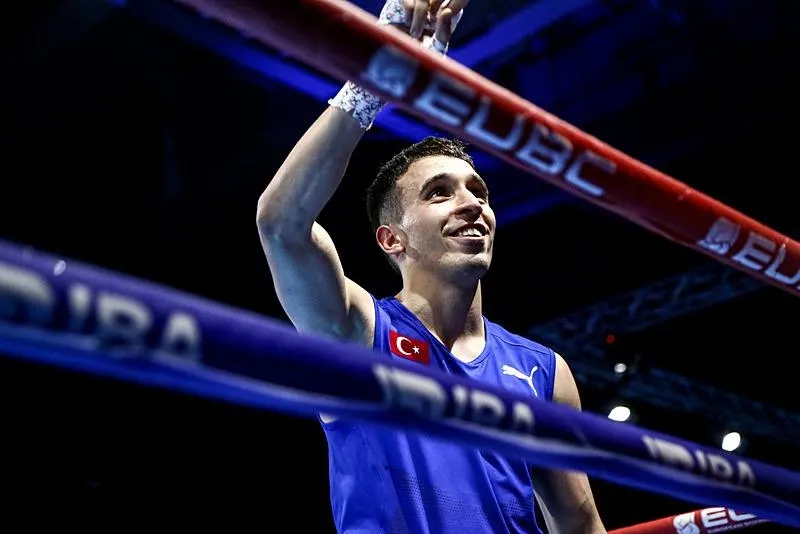 Milli boksör Samet Gümüş Avrupa şampiyonu oldu-1