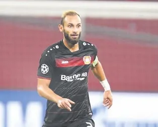 Ömer Toprak imzalıyor