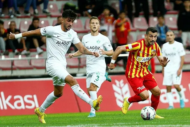 ziraat-turkiye-kupasinda-kayserispor-adini-bir-ust-tura-yazdirdi-1666110779582.jpeg Ziraat Türkiye Kupası'nda Kayserispor adını bir üst tura yazdırdı-2