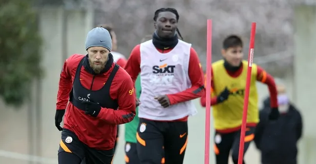 Galatasaray'ın Barcelona maçı kamp kadrosu belli oldu