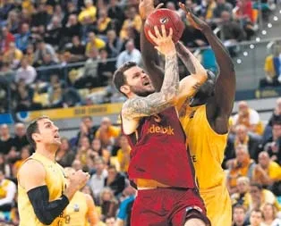 Cimbom finalin ilk maçına çıkıyor