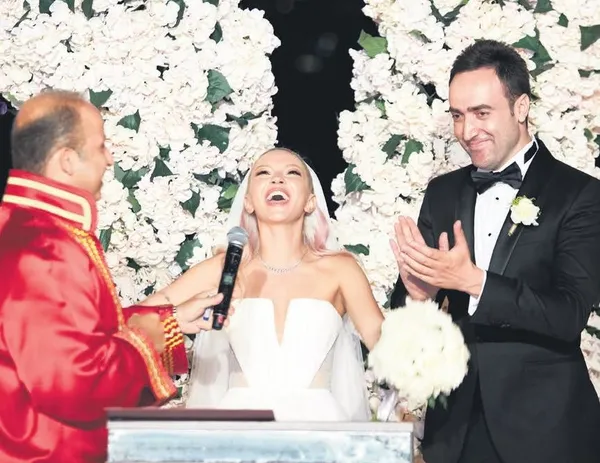 Ece Seçkin, nişanlısı pilot Çağrı Terlemez ile sonunda dünya evine girdi-2