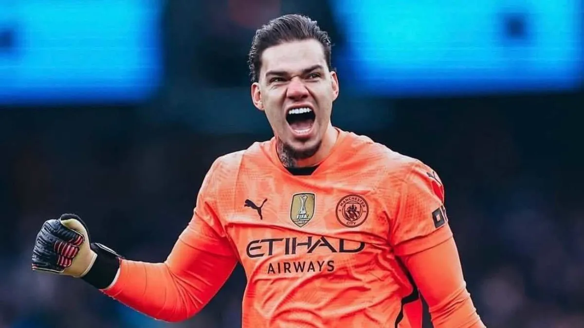 Ederson Manchester City'de kadroya alınmadı