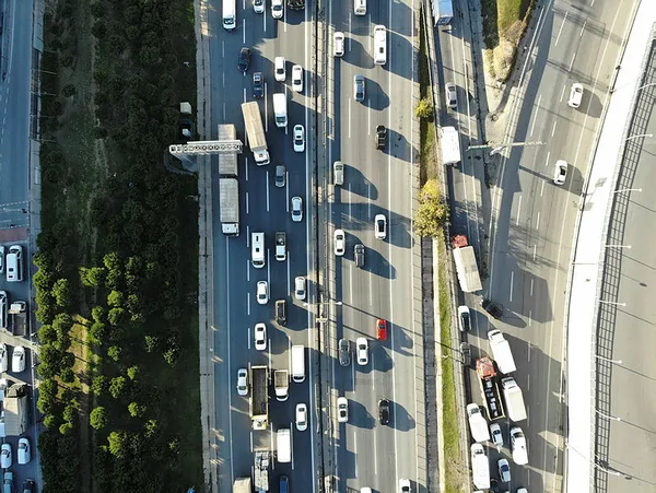 Hafta sonu kısıtlamasına saatler kala İstanbul'da trafik resmen durdu!-4