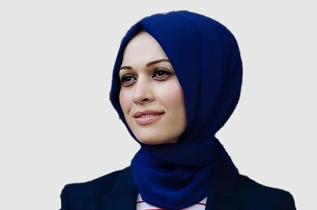 İntikamcı polisten ünlü yaşam koçu Tuğba Öztürk’e tehdit şantaj ve darp: Kadın arkadaşına dövdürttü