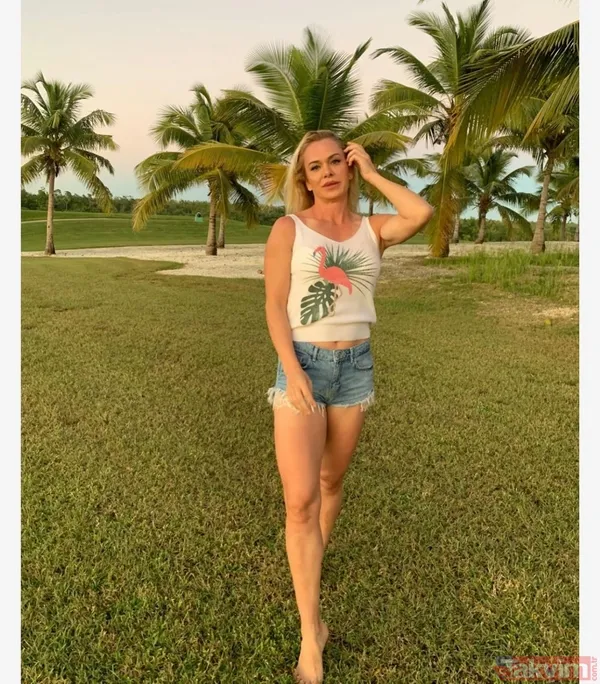 Demet Akalın’dan jet hızıyla destek geldi! Acun Ilıcalı’dan Nagihan Karadere’ye Survivor cevabı! Kahreden haber duyuldu: “Kanser olduğumu öğrendim” - 26