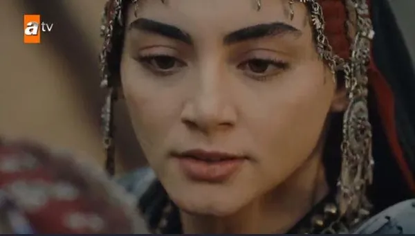 kurulus-osmanda-nefes-kesen-sahne-bala-hatun-friggin-cezasini-iste-boyle-kesti-1678908866546.jpg Kuruluş Osman’da nefes kesen sahne: Bala Hatun Frigg’in cezasını işte böyle kesti...-5