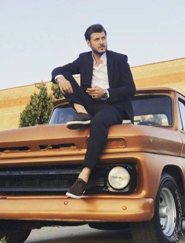 Ünlü oyuncu yeni evine servet ödedi-5