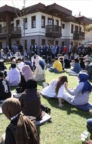 Son dakika: Başkan Recep Tayyip Erdoğan gençlerle buluştu!