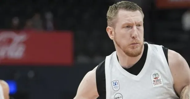 Anadolu Efes'ten Rolands Smits için sakatlık açıklaması