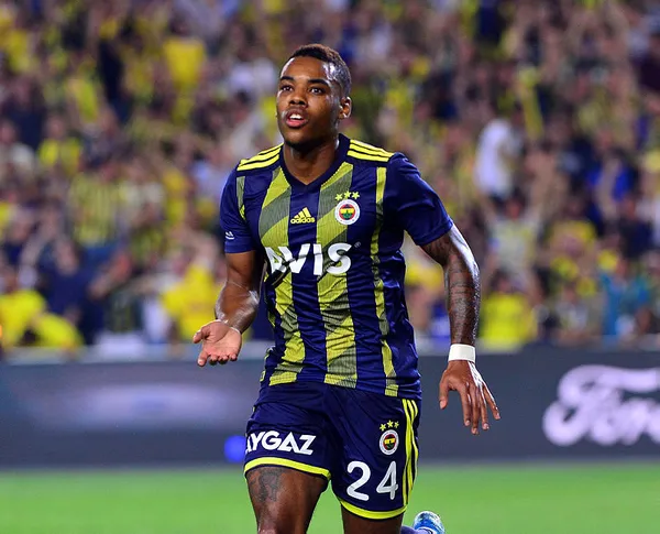 fenerbahcede-22-ayrilik-yolda-garry-rodrigues-ile-ipler-kopuyor-1602078451228.jpg Fenerbahçe'de 22. ayrılık yolda! Garry Rodrigues ile ipler kopuyor-2
