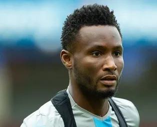 Son dakika: Obi Mikelden flaş Emre Belözoğlu açıklaması