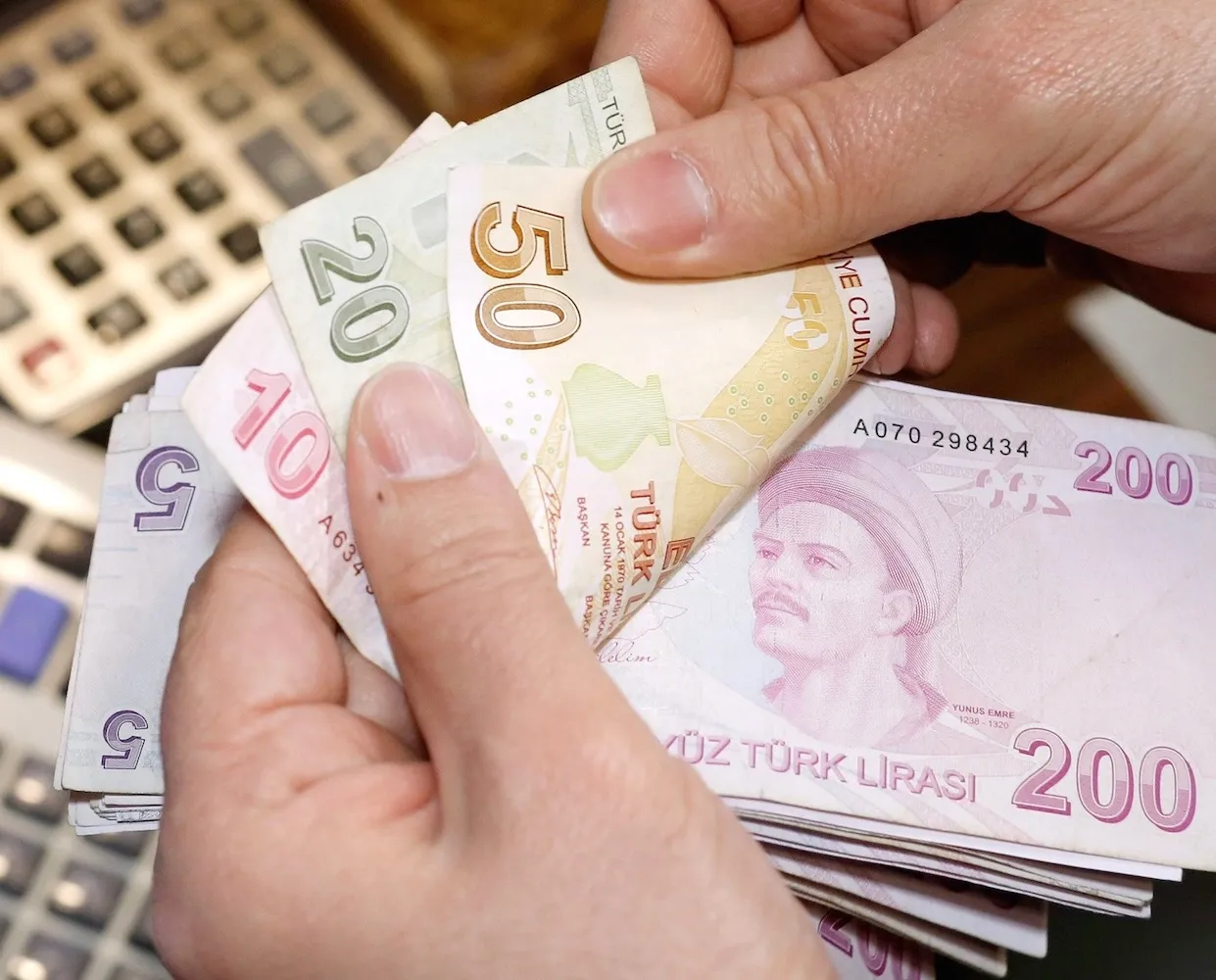 Muhtara her ay 613 TL