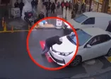 Sosyal medya bu videoyu konuşuyor! Giresun'da bir kişi kendisini duran aracın önüne attı ve sırt üstü yere yığıldı