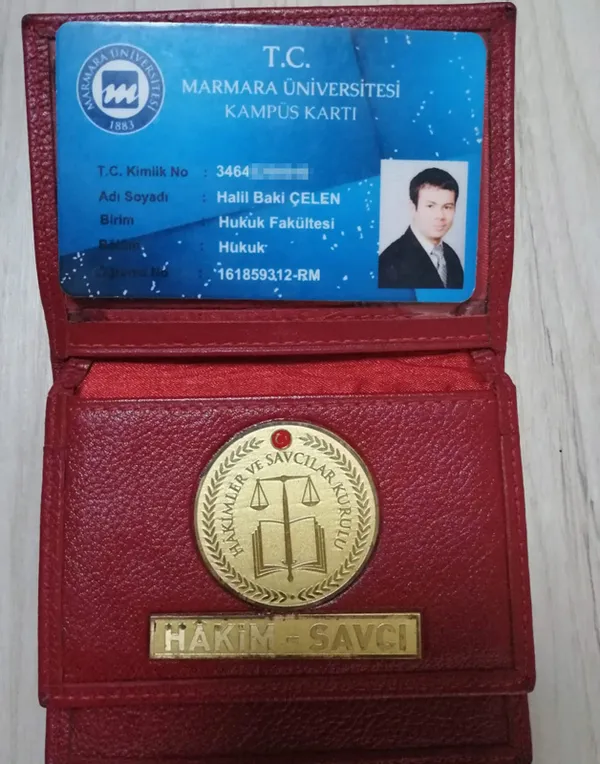 denizlide-bm-lahey-uluslararasi-adalet-divani-savcisi-olarak-tanitan-sahtekar-yakalandi-1620212956732.jpg