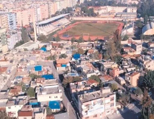 Tarsus’ta kentsel dönüşüm zulmü: CHP’li belediye 5 yıldır çivi çakmadı 3 bin kişi mağdur oldu