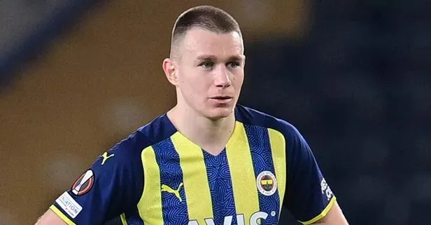 Fenerbahçe'nin Luan Peres transferinden sonra Attila Szalai'nin ayrılık dedikoduları başladı