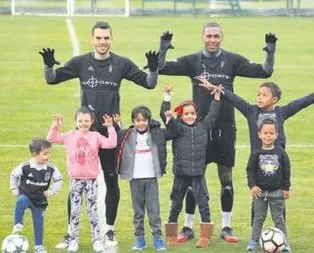 Sambacılar’ın çocukları antrenmanı bastı