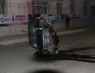 İstanbul'da kontrolden çıkan araç devrildi