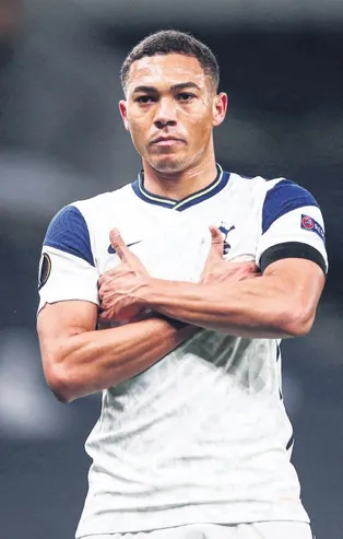 Weghorst’un ayrılık ihtimaline karşı golcü arayan Kartal'ın B planı hazır! Carlos Vinicius'u listeye aldı