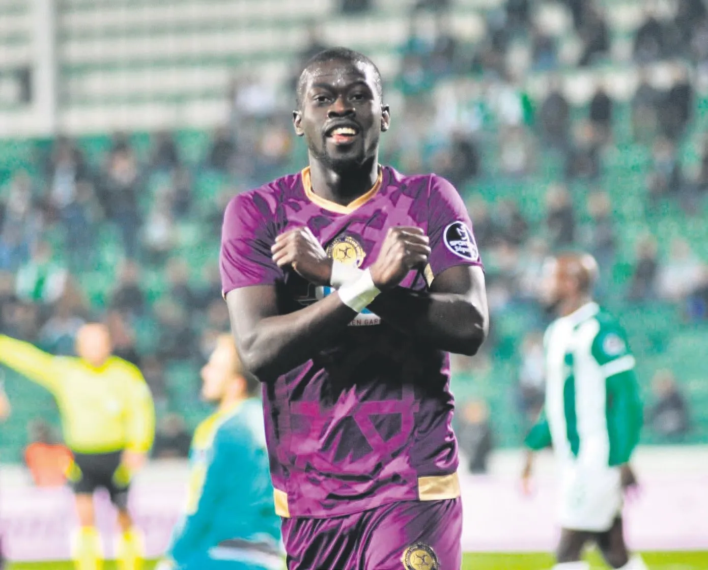 3 milyon euro+2 futbolcu