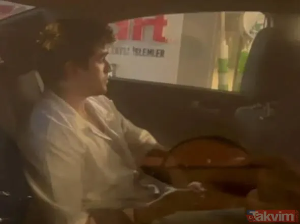 Afra Saraçoğlu ile Mert Ramazan Demir teknede dudak dudağa yakalandı! Yılın aşkından ilk görüntü ortalık yıkıldı Yalı Çapkını aşıkları... - 4