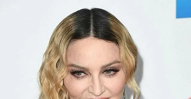 Madonna sevenlerini korkuttu! Ünlü yıldız apar topar hastaneye kaldırıldı...
