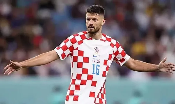 trabzonspor-petkovic-ve-nsame-transferlerini-sonuclandirmak-icin-gaza-basti-1692830682099.jpeg Trabzonspor Petkovic ve Nsame transferlerini sonuçlandırmak için gaza bastı!-3