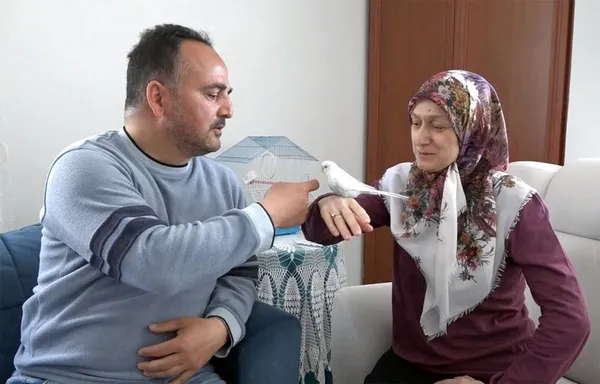 tekbir-getiren-muhabbet-kusu-1650287889967.jpg Tekbir getiren muhabbet kuşu-6