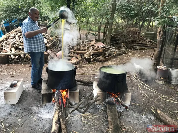Kilosu 100 lira! Pişmesi 10 saati bulan şeker kamışı pekmezi yok satıyor - 5