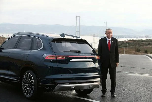 Yerli Otomobil Gebze  . Yerli Otomobilin Silüeti Tanıtım Davetiyesinde.