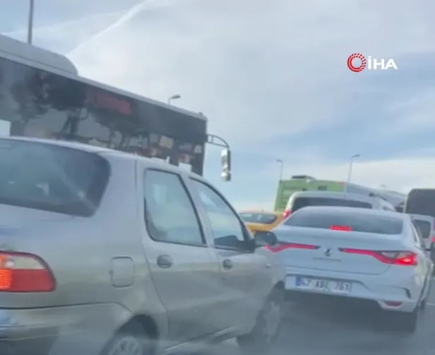 Yine İETT otobüsü yine arıza: Adres bu kez Eyüpsultan! Trafik felç oldu-2