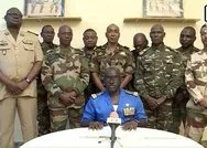 Nijerdeki askeri cunta Muhammed Bazumu vatana ihanetten yargılamak istediğini duyurdu!