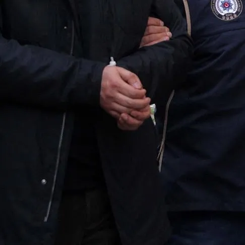 Firari FETÖ’cü enselendi