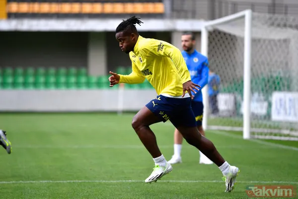 Fenerbahçe'de bir transfer bir ayrılık! - 12