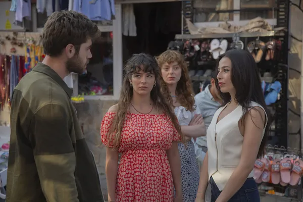 vermem-seni-ellere-5-bolumde-neler-olacak-zelis-ve-hande-karsi-karsiya-iste-yeni-bolumden-ipuclari-1689342126259.jpg Vermem Seni Ellere 5. bölümde neler olacak? Zeliş ve Hande karşı karşıya! İşte yeni bölümden ipuçları...-6