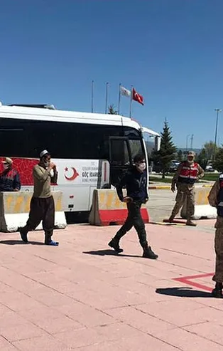 Göç İdaresi Başkanlığı son sayıyı duyurdu: 28 bin 581 kişi sınır dışı