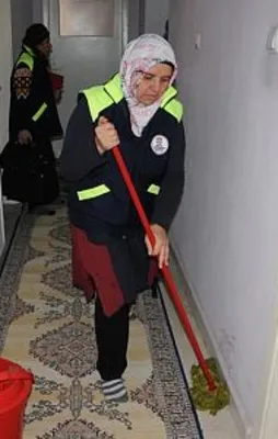 Mardin Belediyesi'nden evlere temizlik hizmeti
