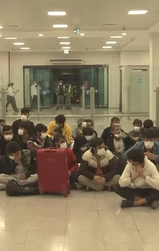 Türkiye'ye yasa dışı yollardan giren 192 düzensiz göçmen ülkelerine gönderildi