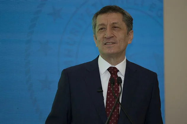 Okullar açılacak mı? Bakan Ziya Selçuk son noktayı koydu