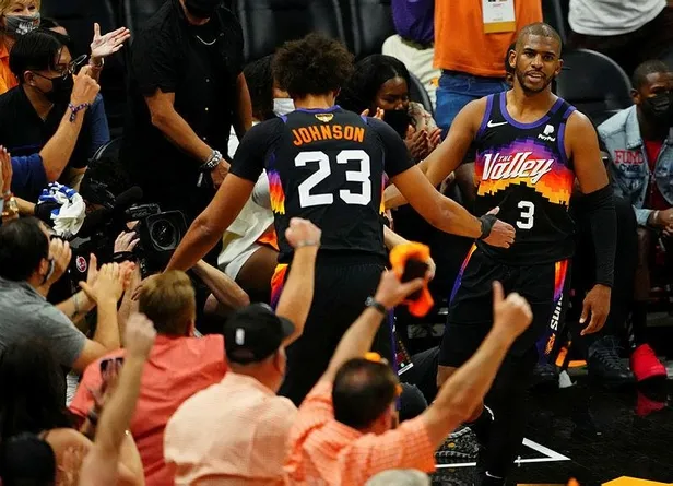 NBA Final Serisi'nde ilk maç Suns'ın! MAÇ SONUCU: Phoenix Suns 118-105 Milwaukee Bucks-2