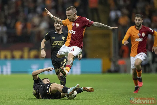 Okan Buruk'tan beklenmedik karar! İşte Galatasaray'ın Manchester United maçı 11'i - 1