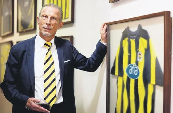 jesus-ardaya-sarildi-jesus-ile-arda-guler-buzlari-eritti-1684543200668.jpeg Jorge Jesus ve Arda Güler buzları eritti!-11