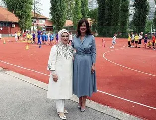 Emine Erdoğan o okulu ziyaret etti