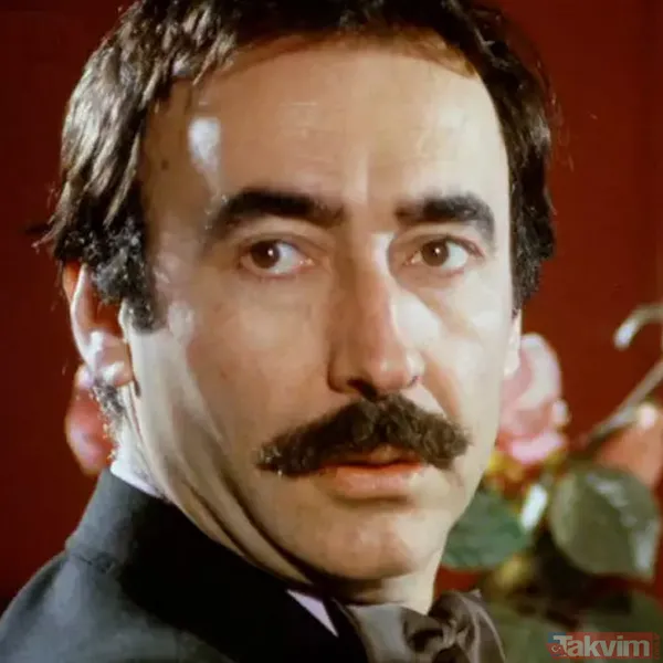 Yeşilçam yıldızı Şener Şen’in 8 yıllık eski eşi kendisi gibi oyuncu çıktı! Meğer aynı filmde rol almışlar... - 4