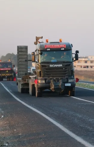 Son dakika: Suriye sınırına askeri sevkiyat
