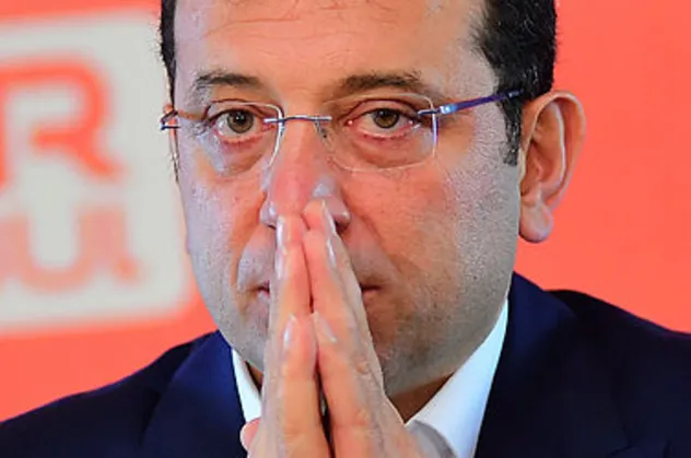 Ekrem İmamoğlu yandaşlarını beslemeye devam ediyor! Sanatçılara ve danışmanlara 48 milyonluk ihale!